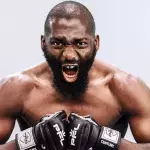 Cédric Doumbé a formellement démenti les annonces d'un combat contre Baki au PFL Paris. 