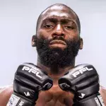 Cédric Doumbé place une légende de la boxe derrière lui dans le classement des meilleurs combattants de tous les temps.