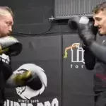 Eddie Hall et Tom Aspinall
