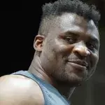 Francis Ngannou est désormais un combattant établi à la fois en MMA et en boxe anglaise. 