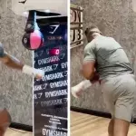 Francis Ngannou a obtenu le score maximal de 999 points à la machine à coups de poings. 