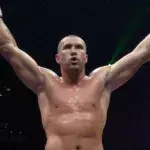 Jérôme Le Banner s'est imposé contre Adnan Alic par TKO au MMA GP. 