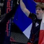 Paul Denis Navero s'est qualifié en quarts de finale des championnats du monde de MMA en venant à bout du Portugais Alexandre Rita. 