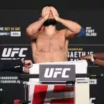 Khabib Nurmagomedov à très peu de rater sa pesée lors de l'UFC 254