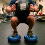 Comment réaliser les squats avec bosu 