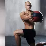 Squat medicine ball