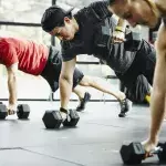 Arrêter le sport entraîne-il une perte des muscles ? 