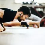 Crossfit wod : 30 minutes intenses au poids de corps qui vont vous détruire