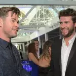 Quand les frères Hemsworth sont en compétition à la salle de sport !