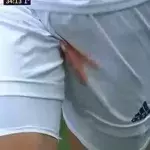 Un Brésilien se coupe les testicules et quitte la pelouse en plein match