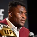 Francis Ngannou veut revenir à la compétition en juin 2023. 
