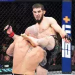 Islam Makhachev avait battu Alexander Volkanovski à l'UFC 284. 