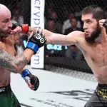 Islam Makhachev a utilisé son striking pour vaincre Alexander Volkanovski à l'UFC 284. 
