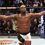 Jon Jones a été suspendu pour dopage à deux reprises dans sa carrière à l'UFC. 