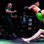 Un combat de muay thai. 