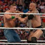 John Cena et Dwayne "The Rock" Johnson à Wrestlemania. 