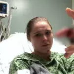 Ronda Rousey s'est gravement blessée au doigt lors d'un tournage