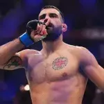 Benoit Saint-Denis est 7e du classement des meilleurs combattants de l'année 2023 dressé par l'UFC. 