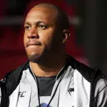 Ciryl Gane a été ciblé par Sean Strickland après l'UFC Vegas 67. 
