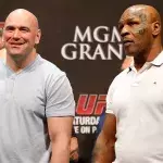 Dana White aux côtés de Mike Tyson lors de la pesée de l'UFC 160. 