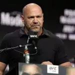 Dana White lors de la conférence de presse de l'UFC 264. 