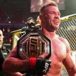 Dricus Du Plessis est actuellement le champion de la catégorie des poids moyens à l'UFC. 