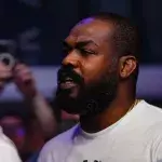 Jon Jones face à Francis Ngannou 