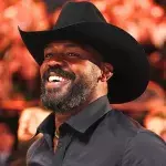 Jones Jones lors de l'UFC Noche à Las Vegas.