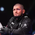 Khabib a arrêté sa carrière en 2021 après 10 années à l'UFC.
