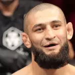 Khamzat Chimaev devrait revenir à l'UFC en octobre à Abu Dhabi. 