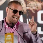 McGregor à la conférence de presse du BKFC