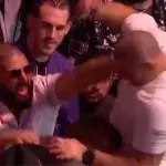Sean Strickland a attaqué Dricus du Plessis en plein UFC 296. 