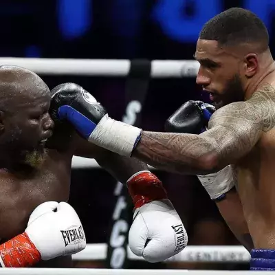 Carlos Takam face à Tony Yoka. 