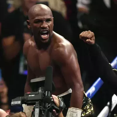 Floyd Mayweather lors de son combat d'exhibition remporté face à Conor McGregor. 