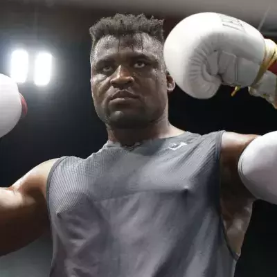 Francis Ngannou à l'entrainement avant son combat contre Tyson Fury. 