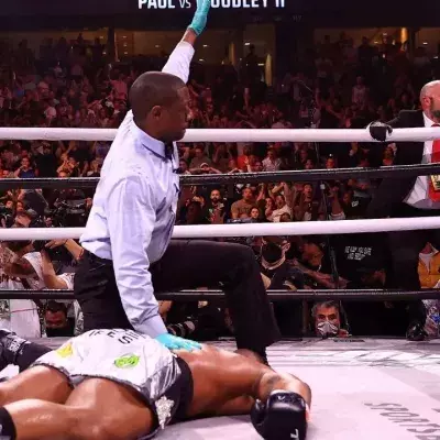 Jake Paul a vaincu Tyron Woodley pour la seconde fois. 