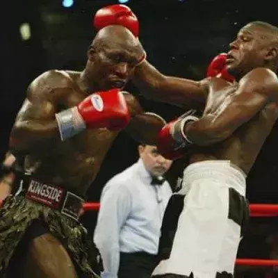 Le jour où Floyd Mayweather a été réellement sonné pour la seule fois de sa carrière