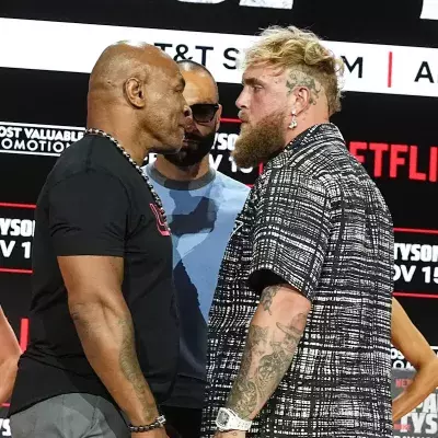 Mike Tyson et Jake Paul face à face lors de la conférence de presse de présentation de leur combat.