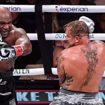 Mike Tyson a tenu la distance dans son combat face à Jake Paul. 