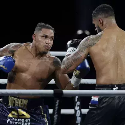 Ryad Merhy pensait avoir perdu contre Tony Yoka, mais a été déclaré vainqueur par les juges. 
