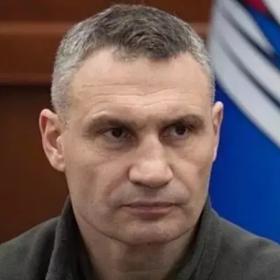 Vitali Klitschko, ancien boxeur devenu maire de Kiev, combat la Russie sur le terrain. 