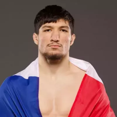 Baysangur "Baki" Chamsoudinov dispose de plusieurs options après sa victoire contre Doumbé au PFL. 