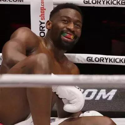 Cédric Doumbé a évolué au Glory Kickboxing avant de se lancer dans le MMA. 