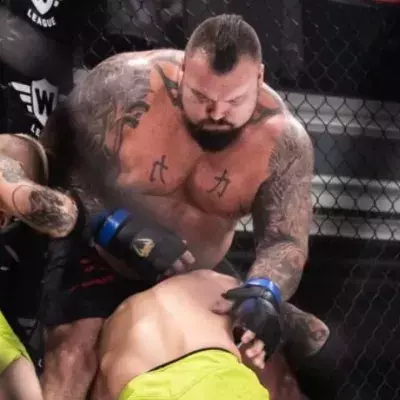 Eddie Hall a battu les frères Neffati dans un combat de MMA en 1 contre 2. 