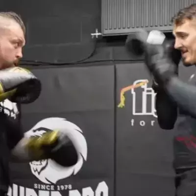 Eddie Hall et Tom Aspinall