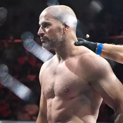 GregMMA lors de son combat contre Locicero en 2023. 