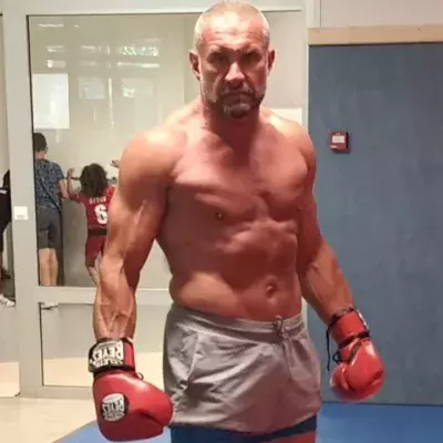 Jérôme Le Banner est une légende des sports de combat en France. 