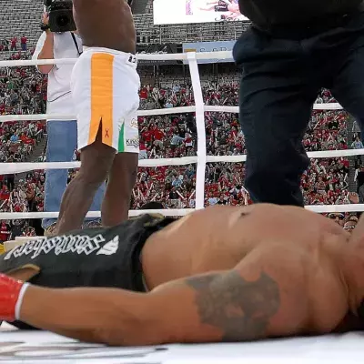 Johnnie Morton KO
