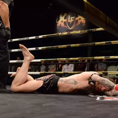 MMA : Un combattant met KO son adversaire en 6 secondes seulement 