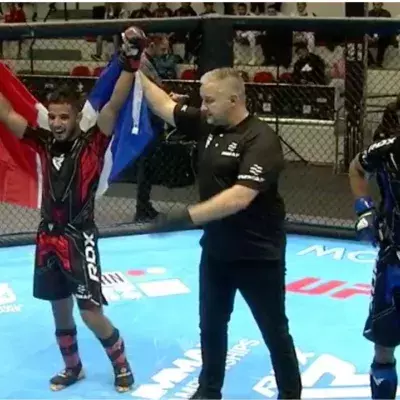 Souhil Arezki a battu Buzurgmehri Saifullozoda en finale des championnats du monde de MMA